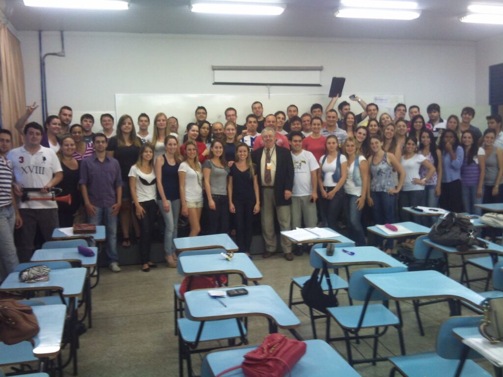 10-12-2011 Curso de Administração
